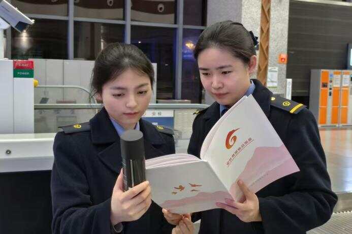 发现最美铁路一条铁轨激活武陵山水：黔常铁路上的小城“大作为”(图3)