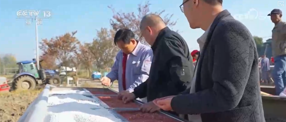 必赢Bwin：各地精准施策全力以赴高质量播种“新技术+新设备”让秋冬种更“智慧”(图10)