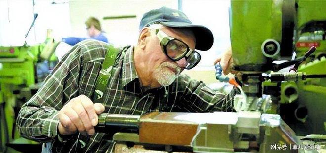 德国总理访华后急了！欧洲的慢生活输给了中国的“玩命干”？(图16)